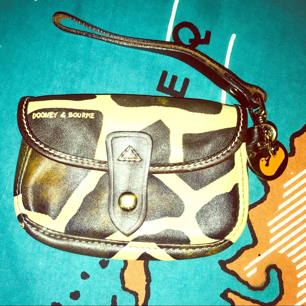 DOONEY & BOURKE Wristlet/Clutch